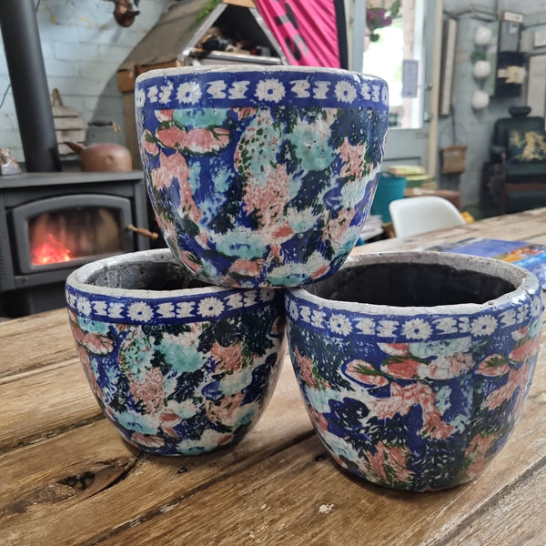 REDUCED WAS $25 Planter - curve blue small PCCS ♧