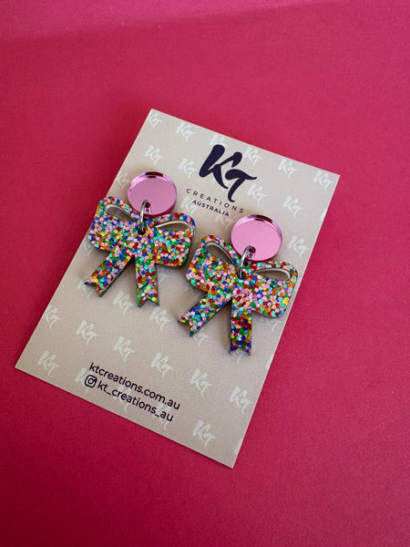 Strawberry Confetti Bows - acrylic dangle earrings SCB
