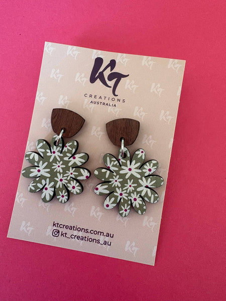 Daisy wooden printed earrings /wooden daisy sustainable DWP