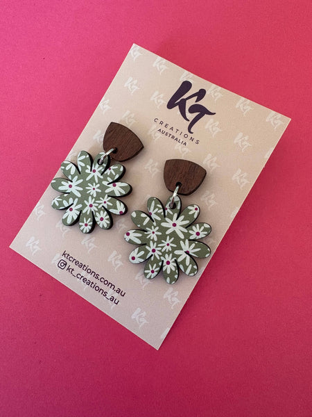 Daisy wooden printed earrings /wooden daisy sustainable DWP