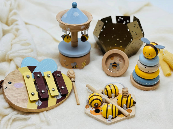 Wooden Bee Carousel WBC