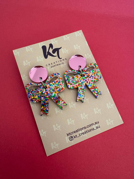 Strawberry Confetti Bows - acrylic dangle earrings SCB