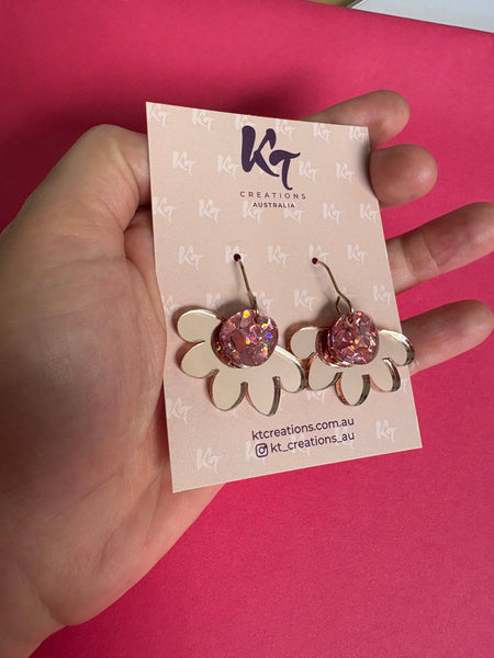 Rose Gold Hook flower acrylic dangles earrings KTRG 💚