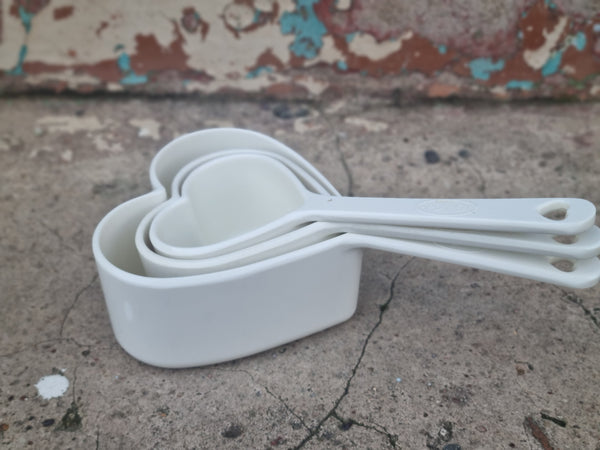 Set of Heart Measuring Cups MNHC