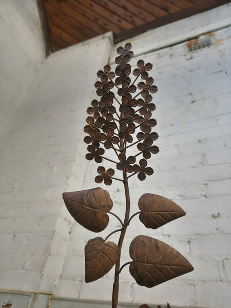 Rusted flowers RFT