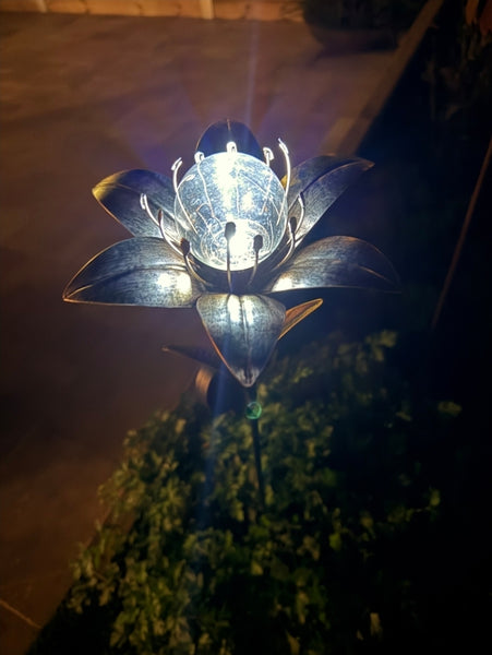Solar Garden Stake - Lily SGL