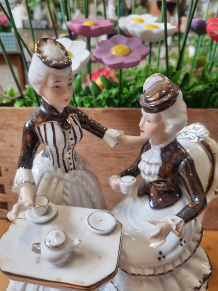 Porcelain figurine - Tea Ladies (isr) 💚
