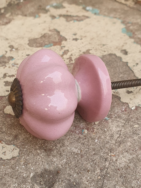 Knob - pink ceramic  ♡